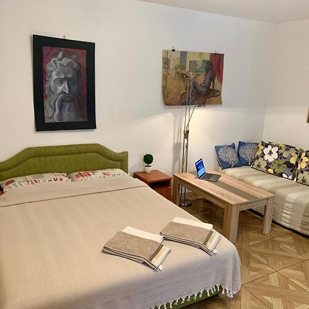 Axenia Hotel Utjeha Dış mekan fotoğraf