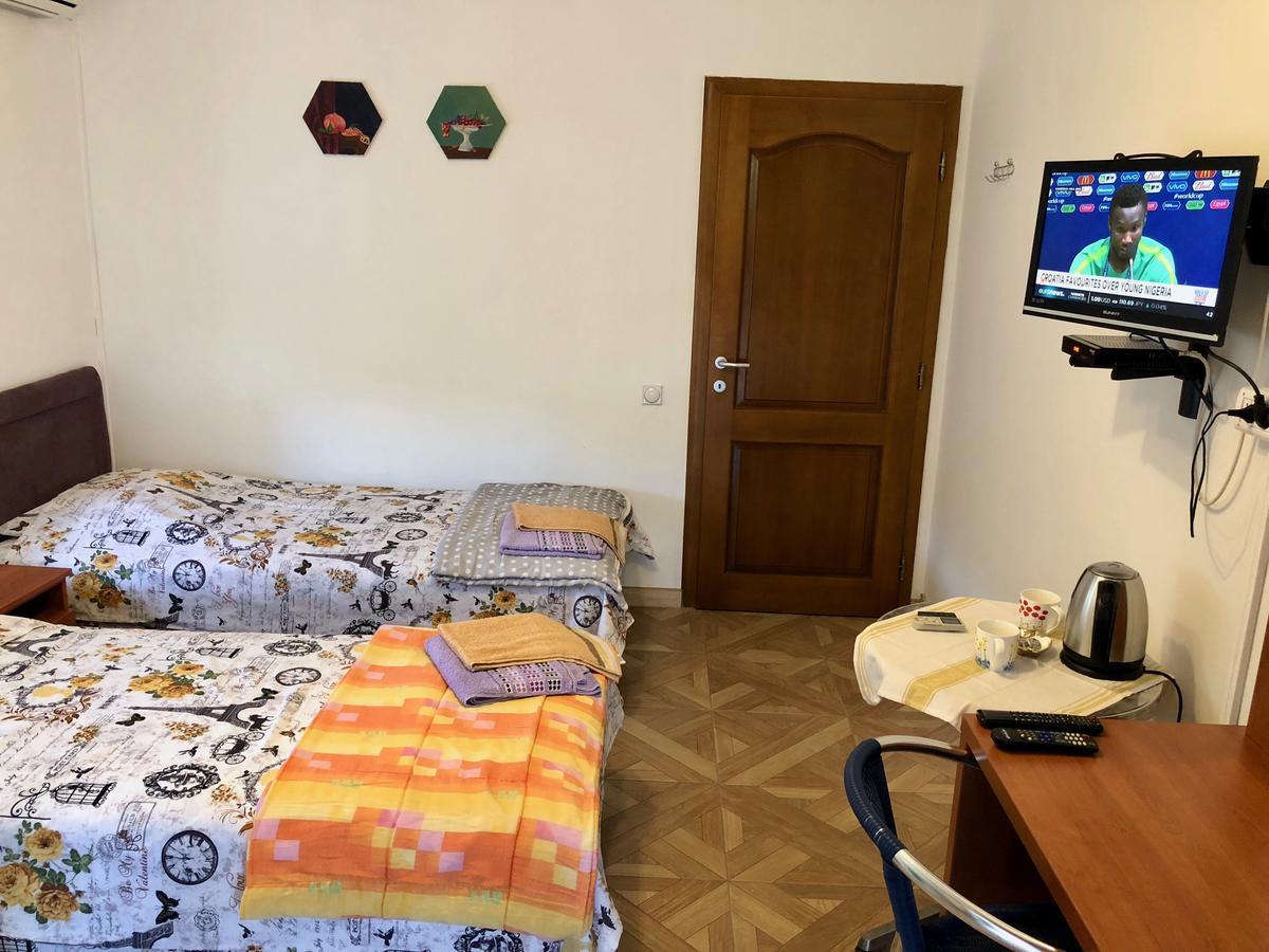 Axenia Hotel Utjeha Dış mekan fotoğraf